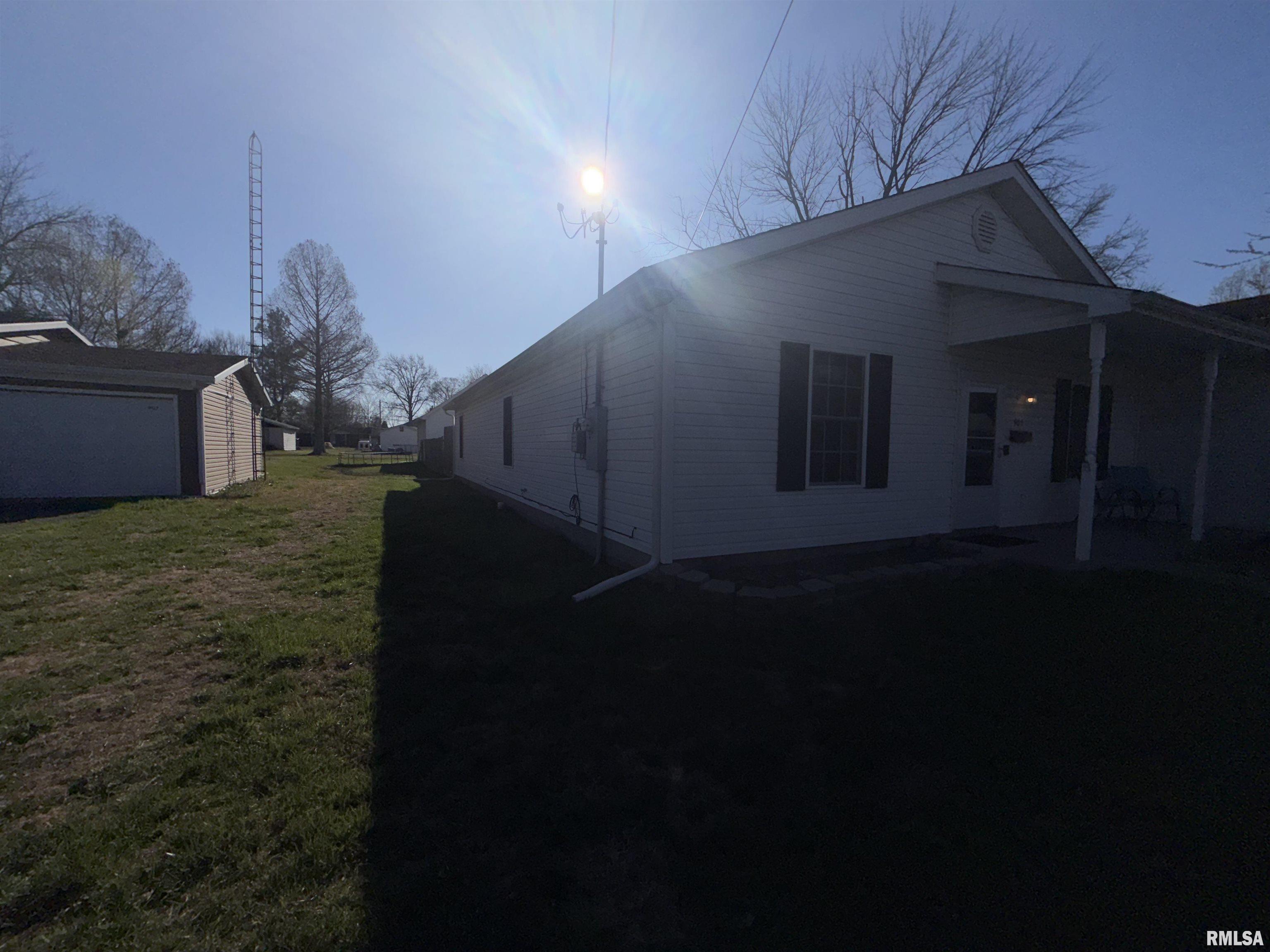 905 North Granite Street Marion, IL 62959 - Photo 12 of 45