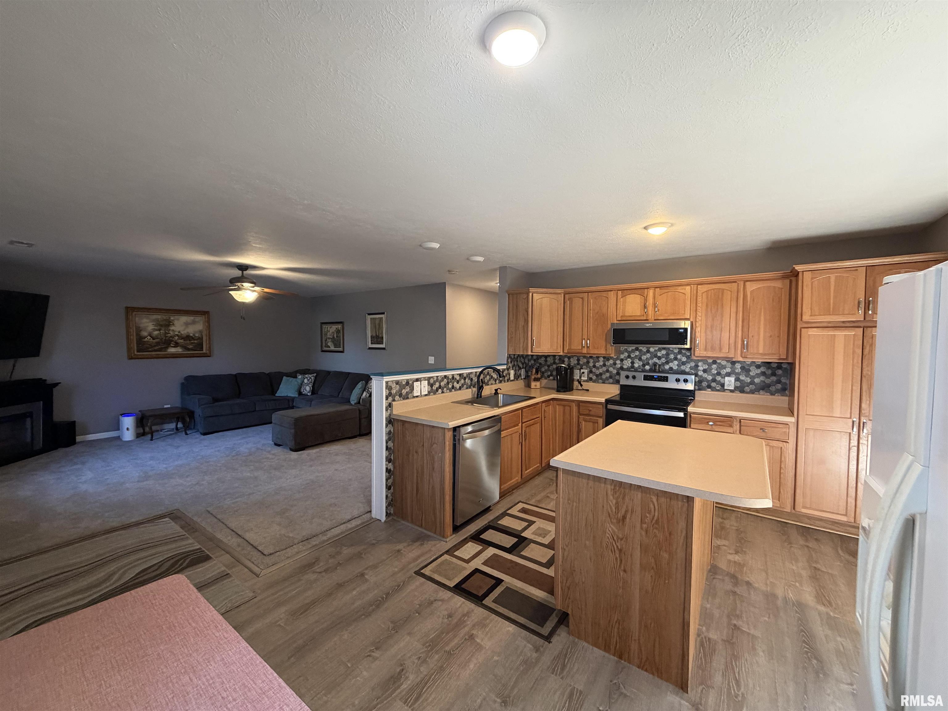905 North Granite Street Marion, IL 62959 - Photo 18 of 45