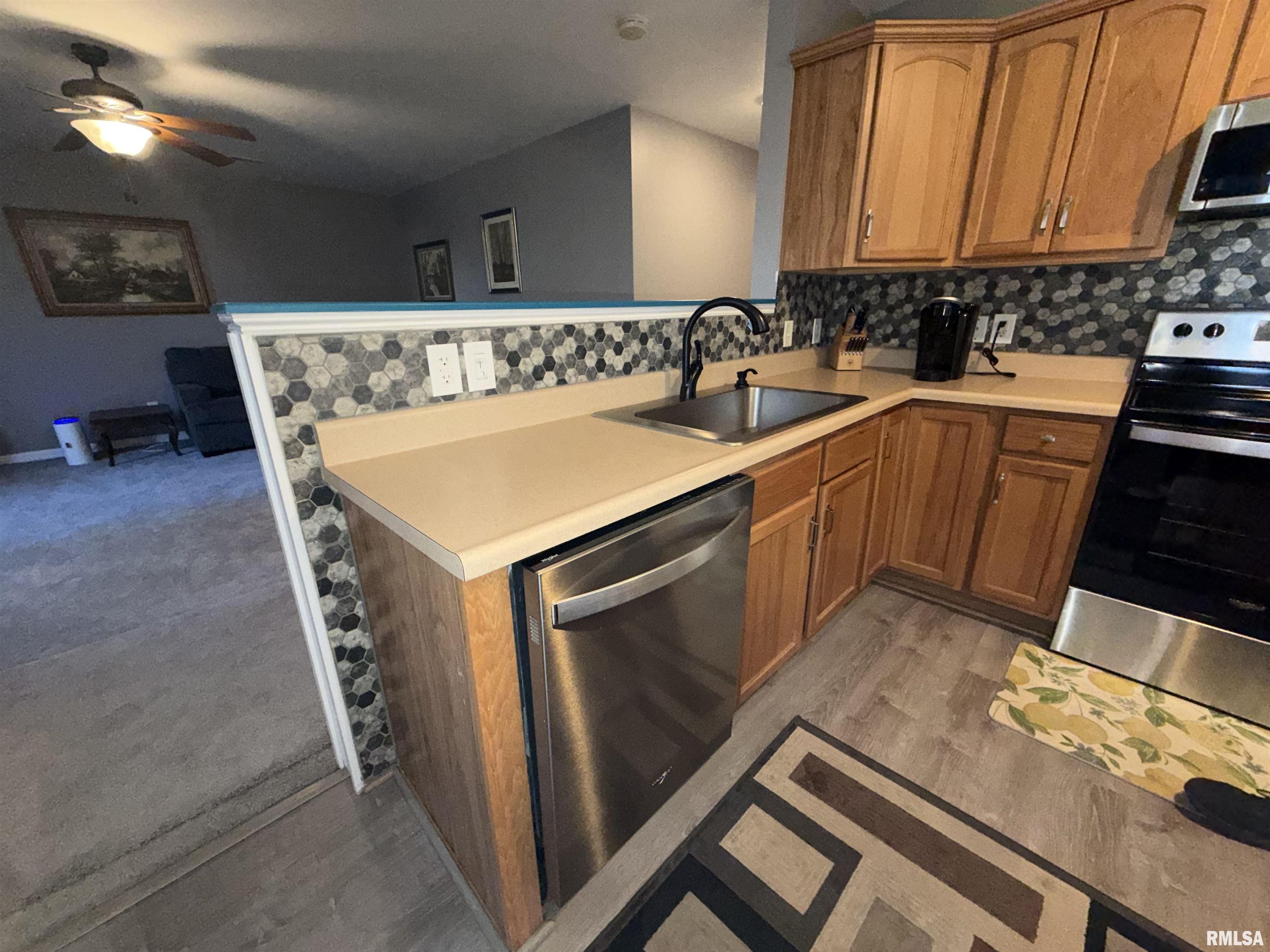 905 North Granite Street Marion, IL 62959 - Photo 25 of 45