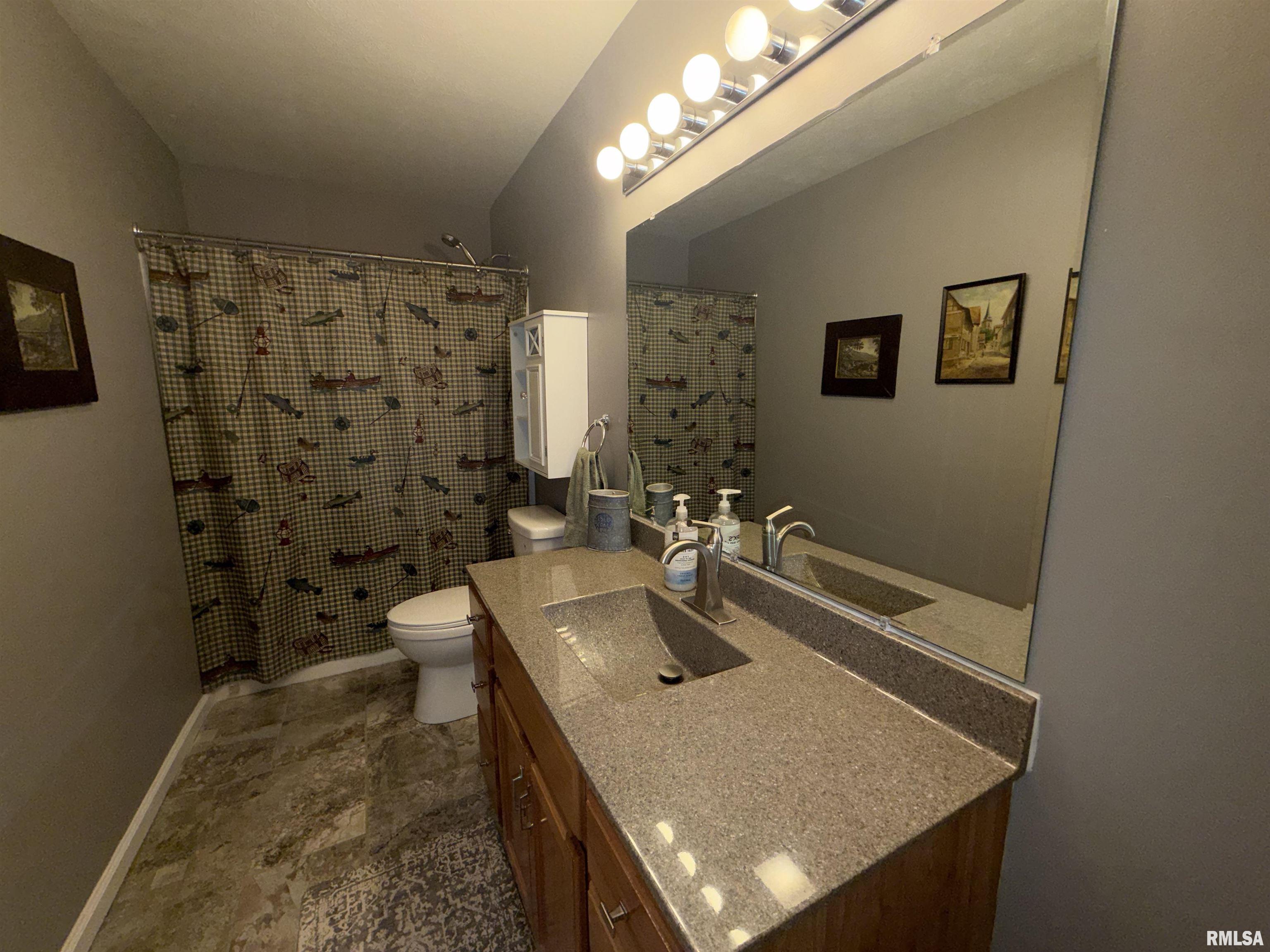 905 North Granite Street Marion, IL 62959 - Photo 27 of 45