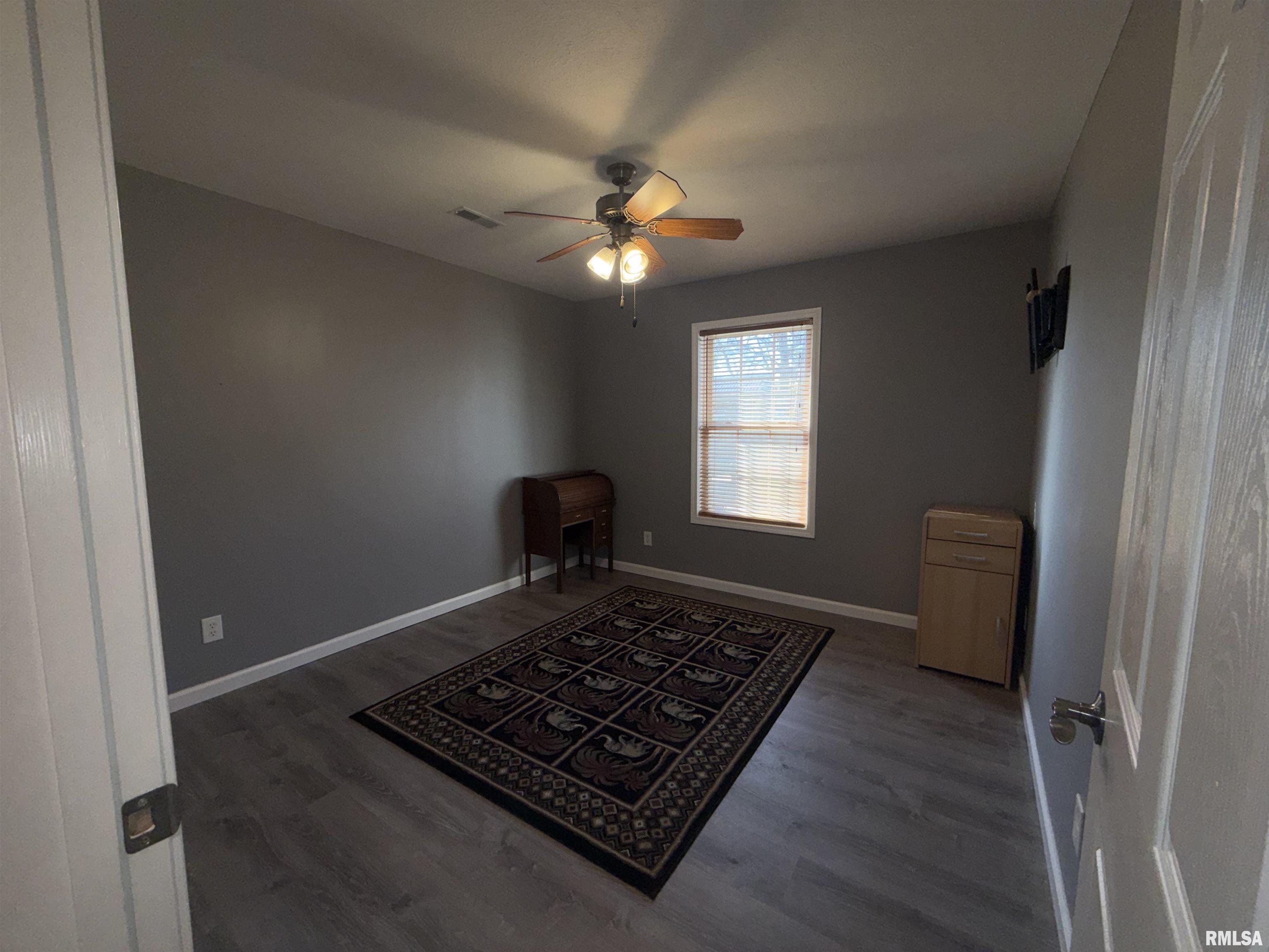 905 North Granite Street Marion, IL 62959 - Photo 29 of 45