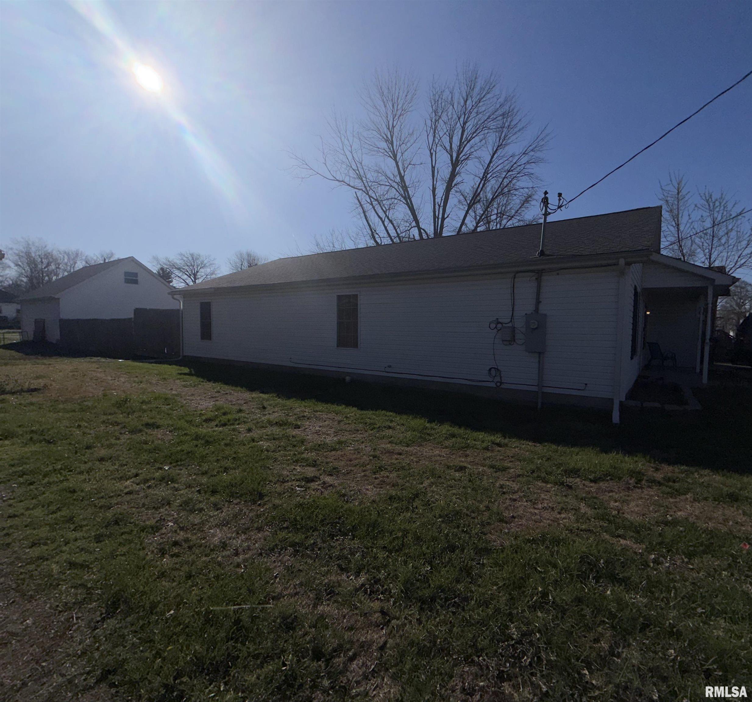 905 North Granite Street Marion, IL 62959 - Photo 3 of 45