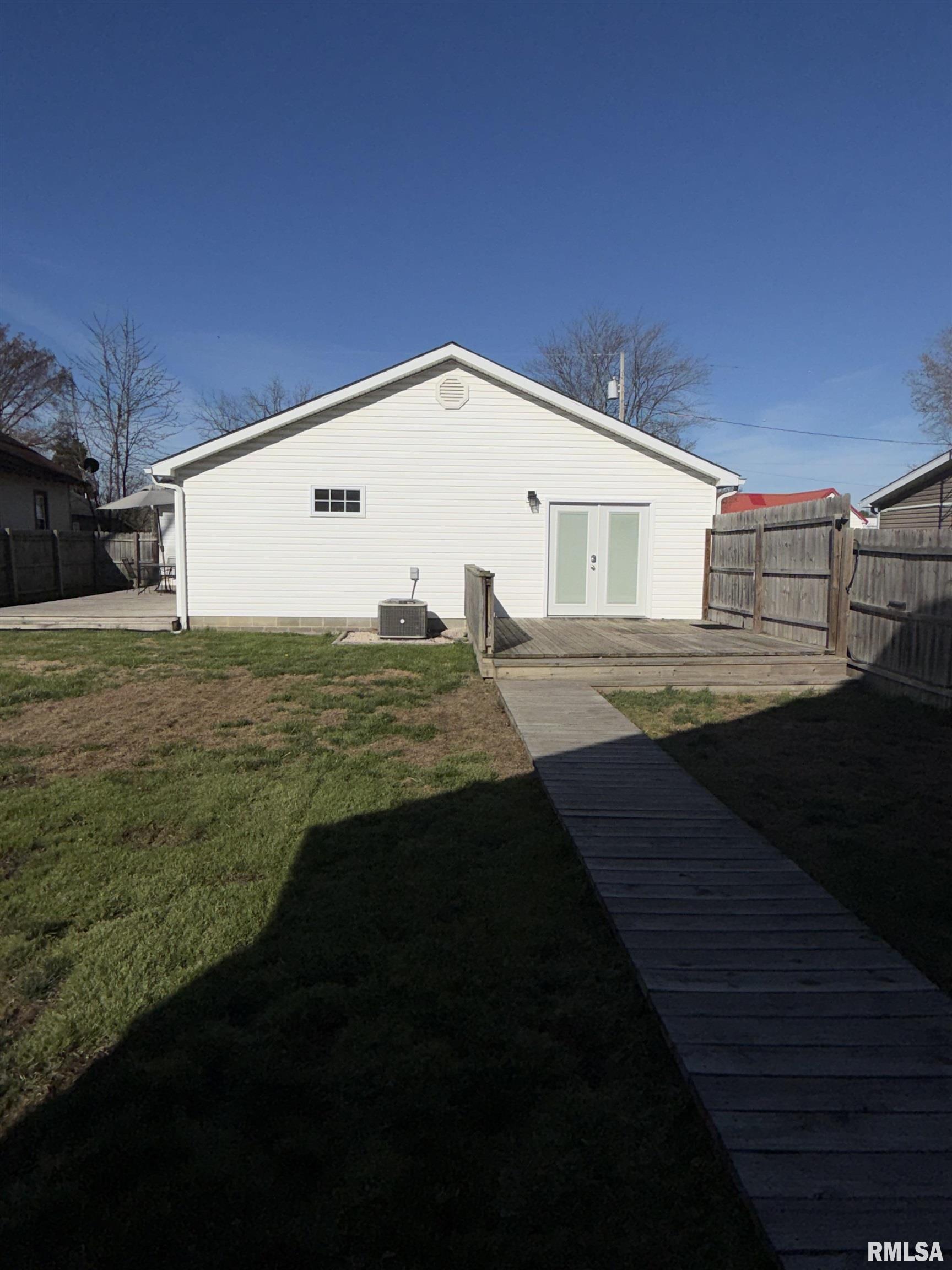 905 North Granite Street Marion, IL 62959 - Photo 6 of 45