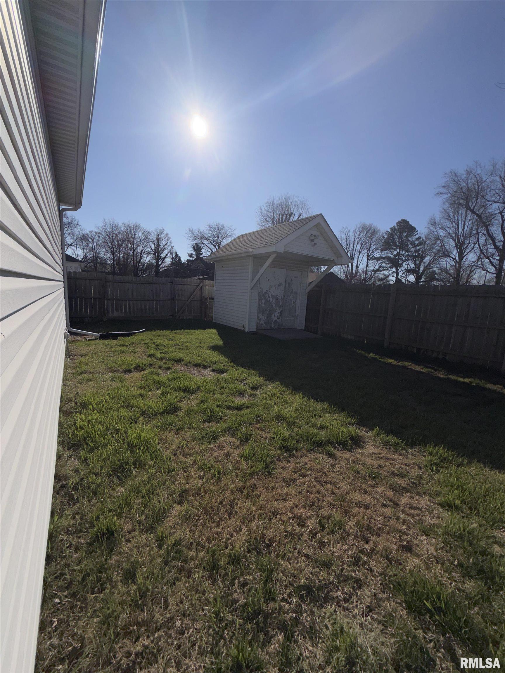 905 North Granite Street Marion, IL 62959 - Photo 7 of 45