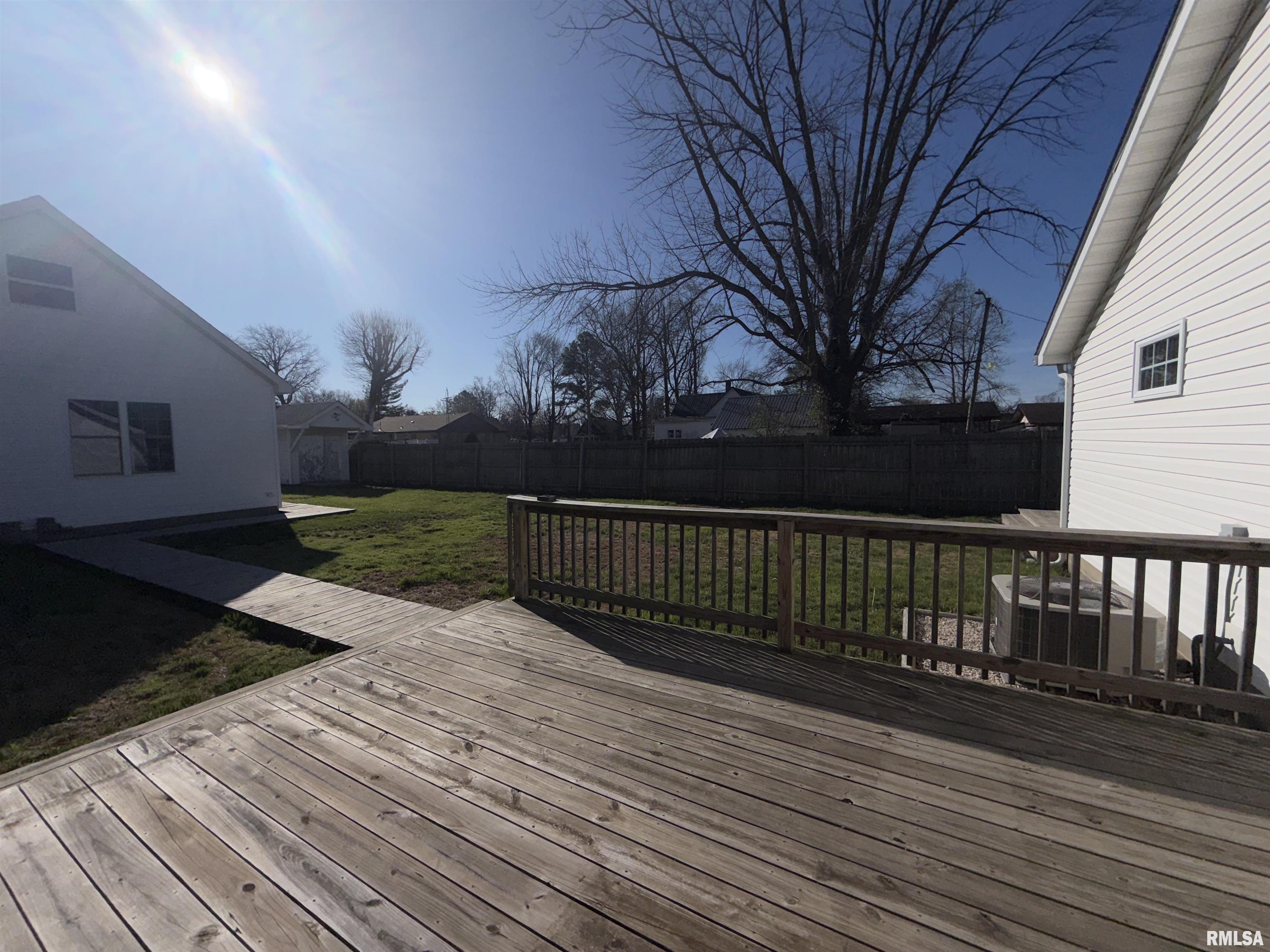 905 North Granite Street Marion, IL 62959 - Photo 9 of 45