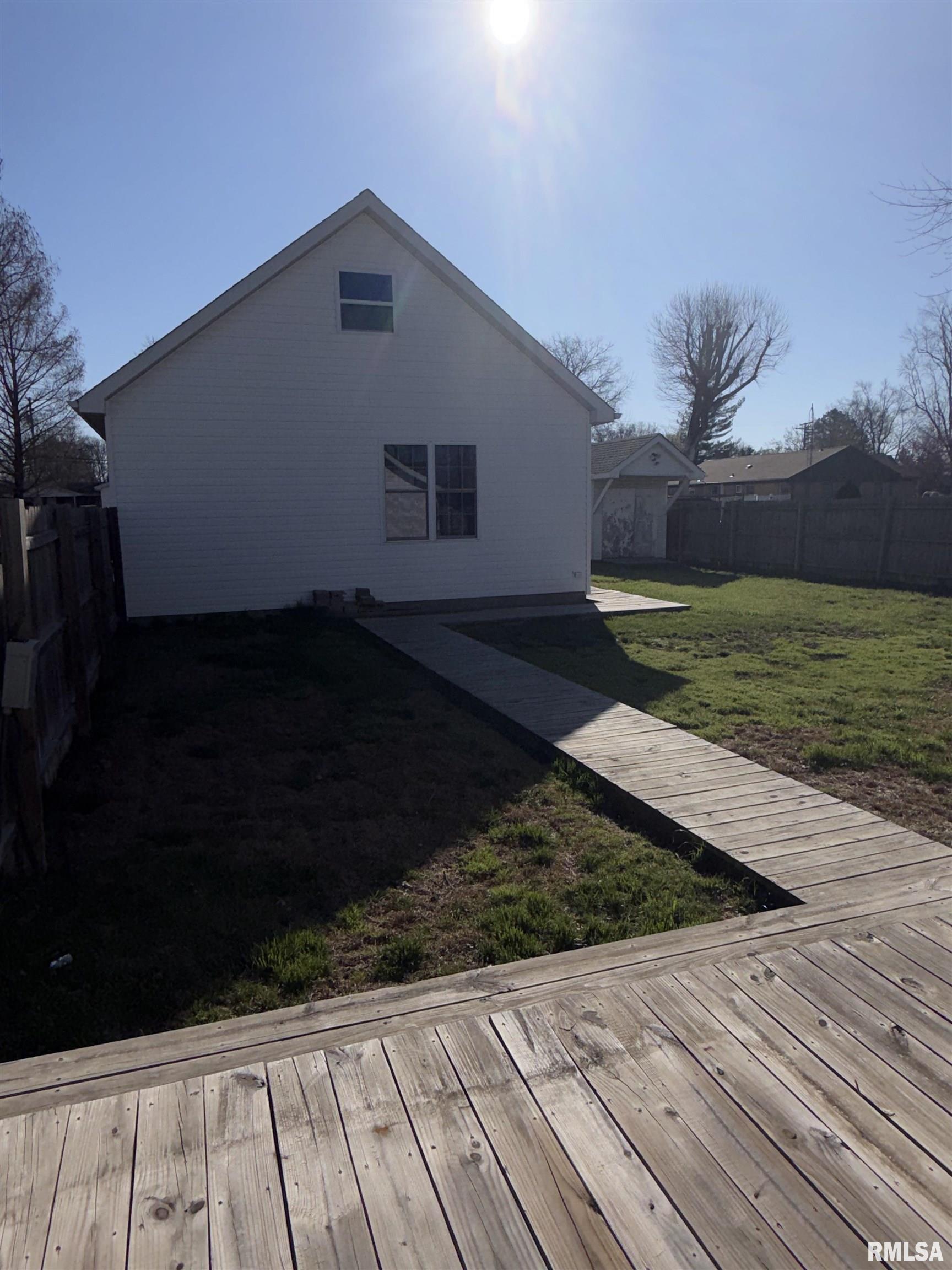905 North Granite Street Marion, IL 62959 - Photo 10 of 45