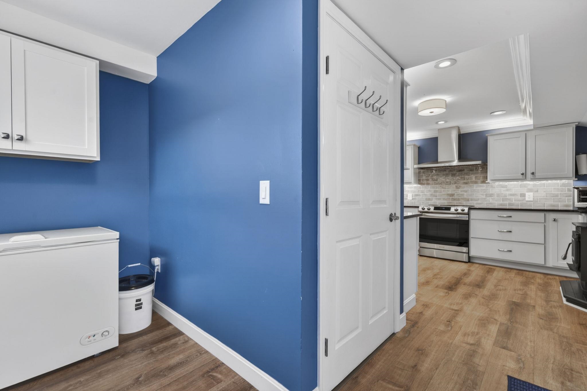 18 Fairview Street Goffstown, NH 03102 - Photo 11 of 50