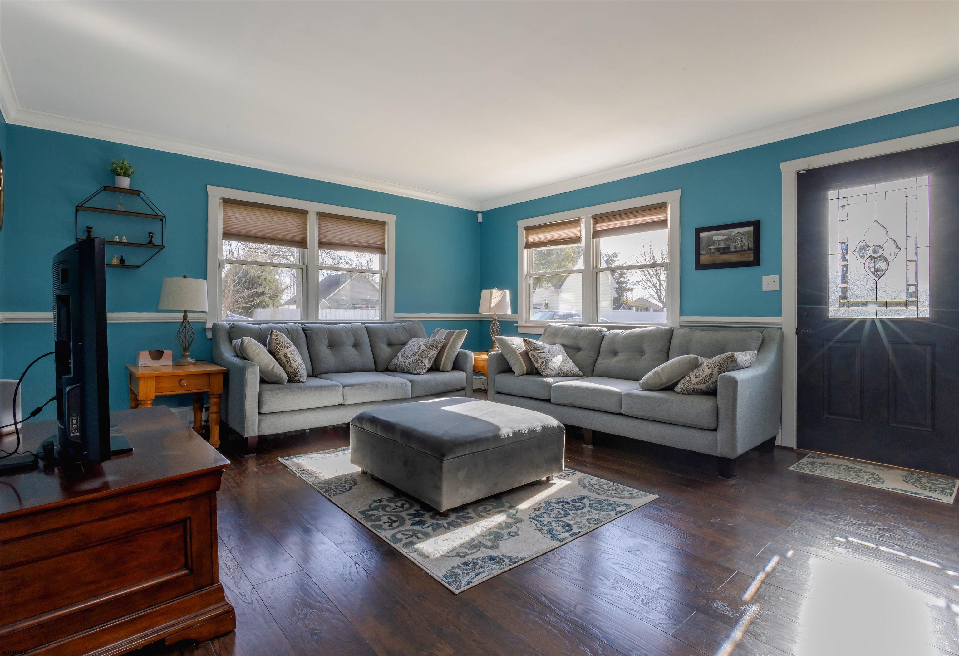 100 North Hook Road Pennsville, NJ 08070 - Photo 5 of 24 a living room with furniture and a window