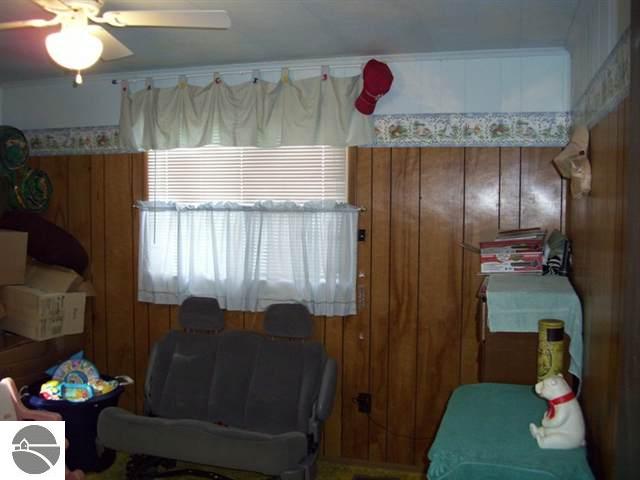2233 Hall Road South Boardman, MI 49680 - Photo 9 of 15 1701156-8.JPG