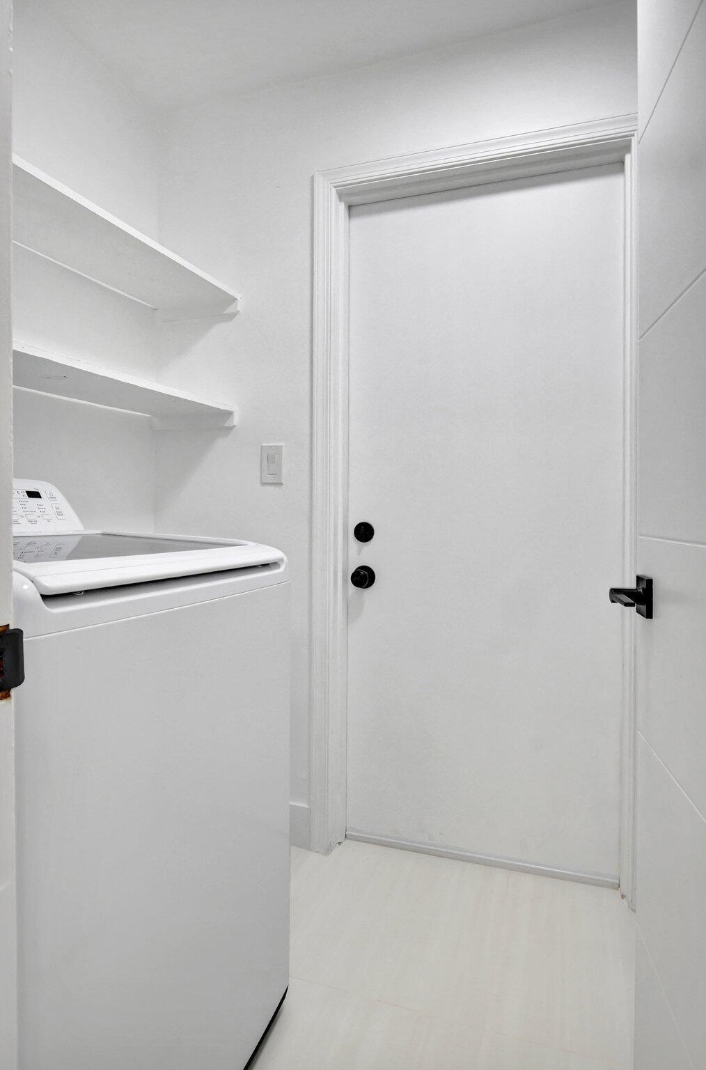 832 Southwest 10th Avenue Boca Raton, FL 33486 - Photo 31 of 57 a view of a closet