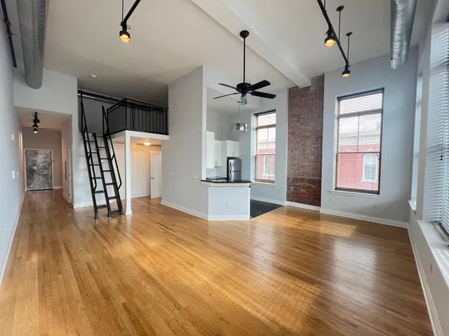 $3,100 | 338 Grove Street, Unit 3A, Jersey City, NJ 07302