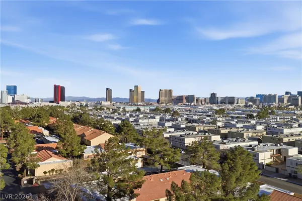 $1,750 | 2851 South Valley View Boulevard, Unit 1120, Las Vegas, NV 89102