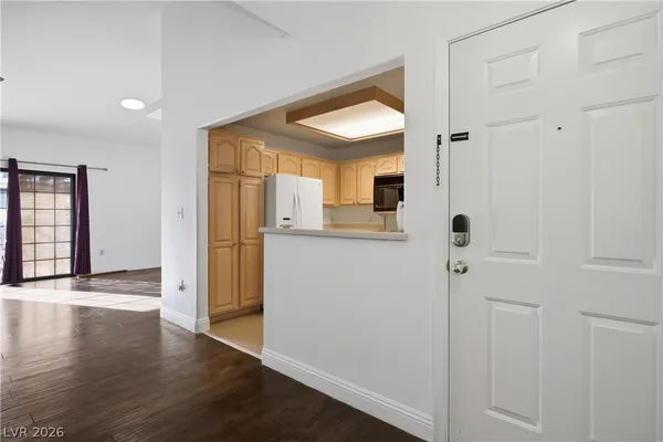 $1,750 | 2851 South Valley View Boulevard, Unit 1120, Las Vegas, NV 89102