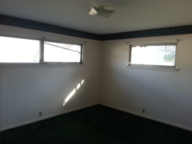 9 Reece Street Rossville, GA 30741 - Photo 5 of 6 Reece bedroom 03-06-2015.jpg