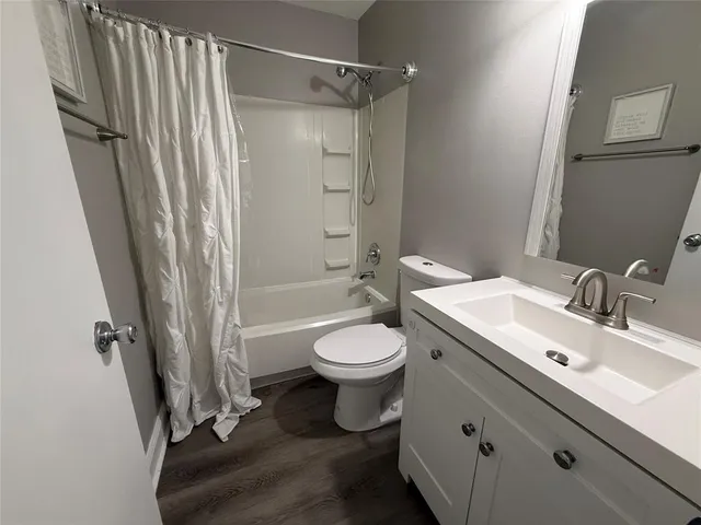 $314,900 | 4944 Ballentine Drive, Canal Winchester, OH 43110