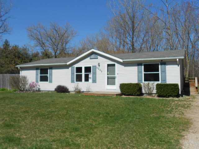 3582 Myrtle Road Fort Gratiot, MI 48059 - Photo 1 of 13 31100139.JPG