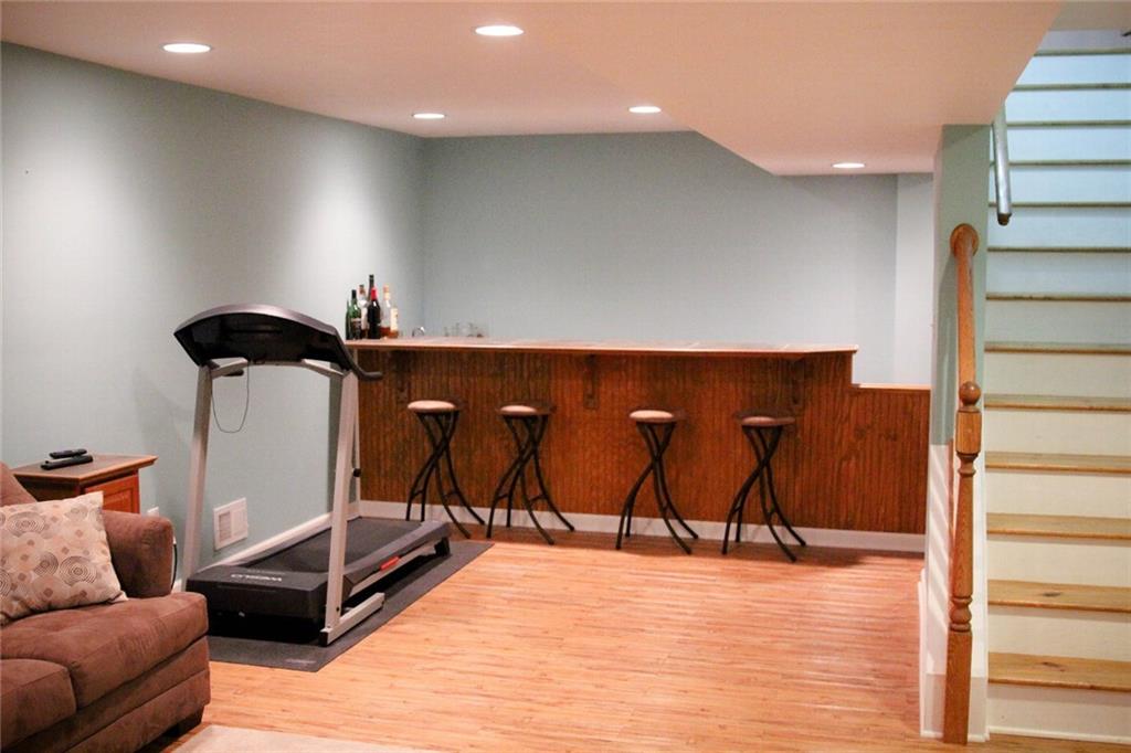 487 Woodland Road Pittsburgh, PA 15237 - Photo 6 of 6 Gallery Image 6