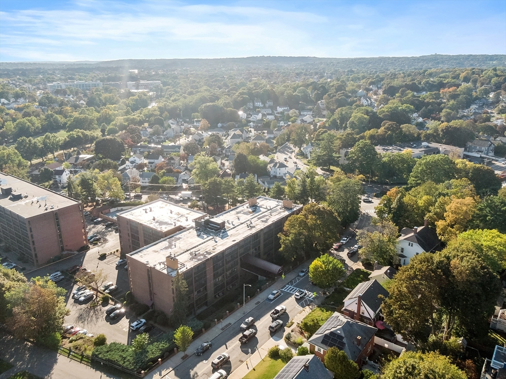 190 High Street, Unit 605 Medford, MA 02155 - Photo 28 of 37 an aerial view of multiple house
