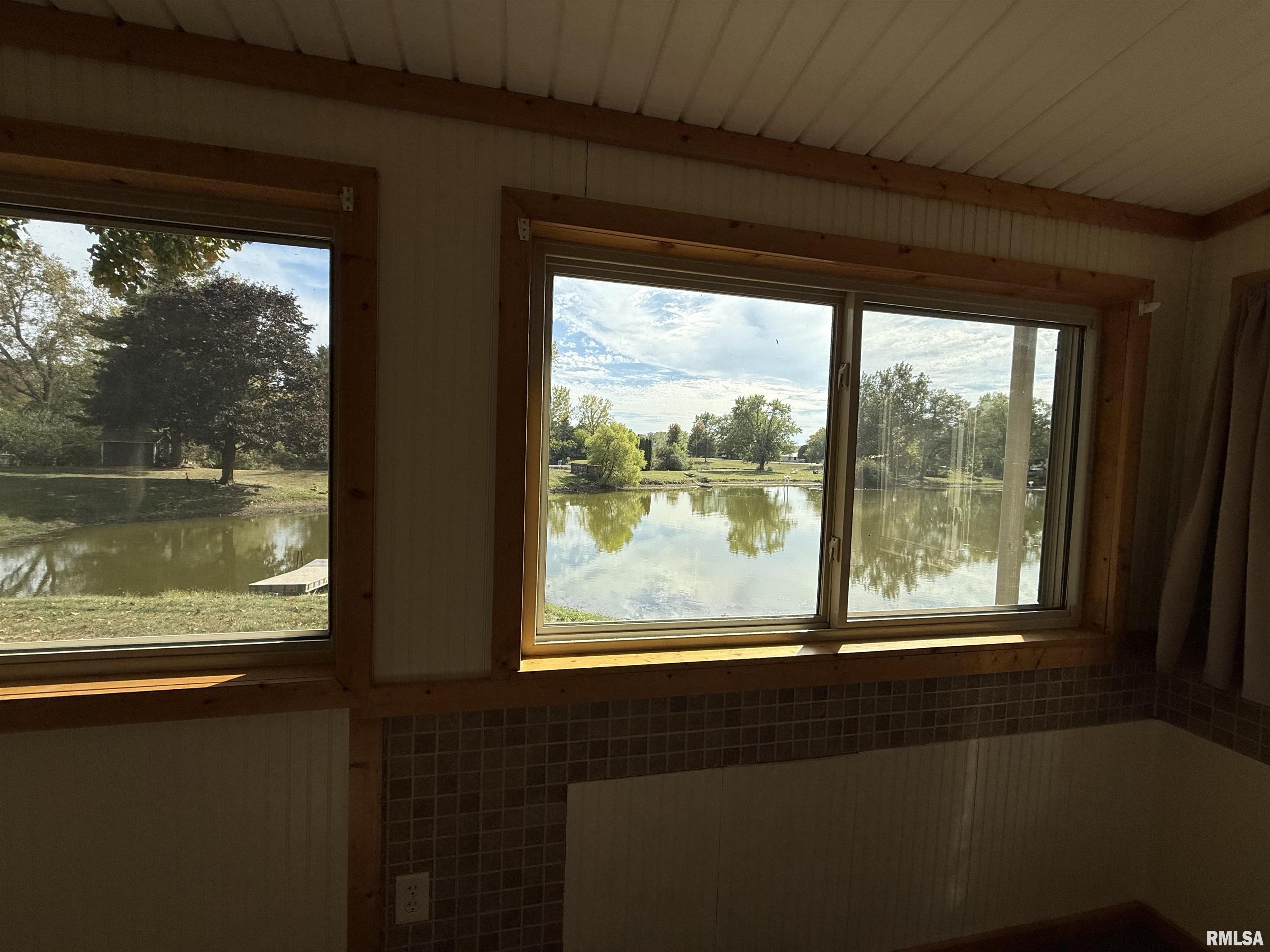 16265 East Cherokee Road Cuba, IL 61427 - Photo 32 of 51