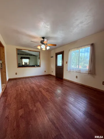 $166,000 | 16265 East Cherokee Road, Cuba, IL 61427