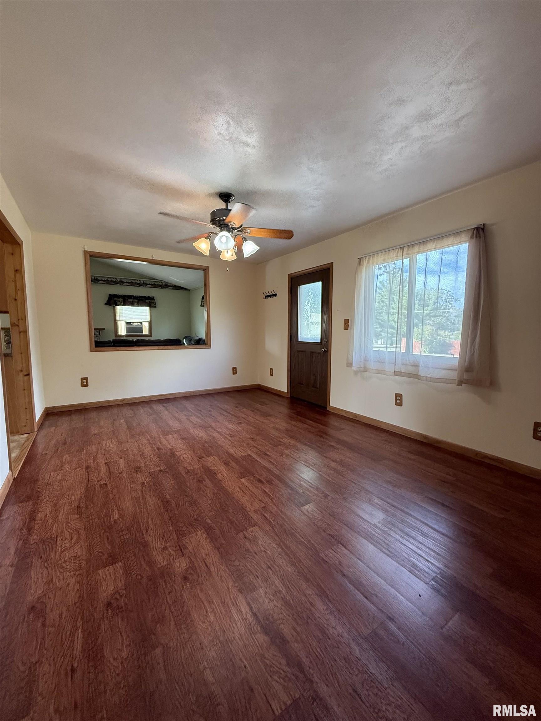 16265 East Cherokee Road Cuba, IL 61427 - Photo 36 of 51