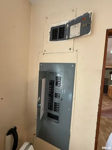 $166,000 | 16265 East Cherokee Road, Cuba, IL 61427