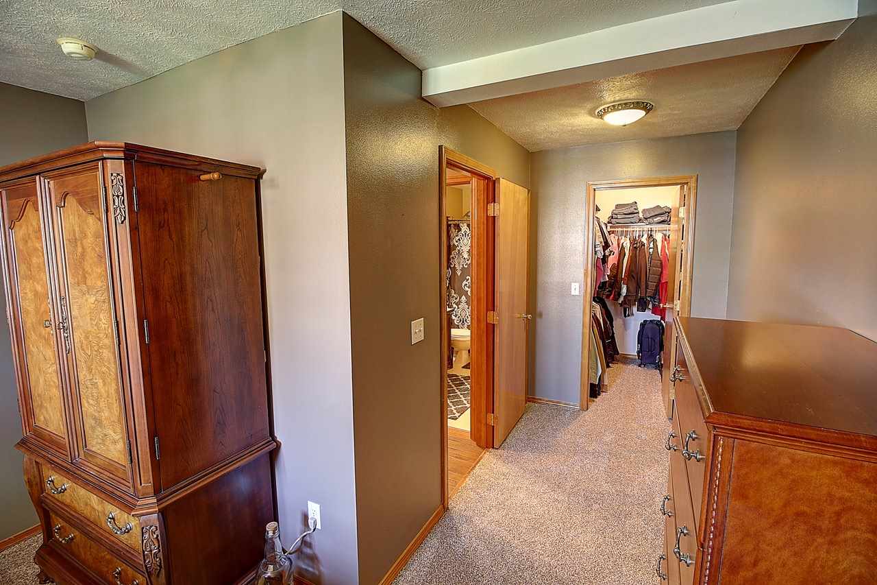 4706 North Silas Road Spokane Valley, WA 99216 - Photo 8 of 20