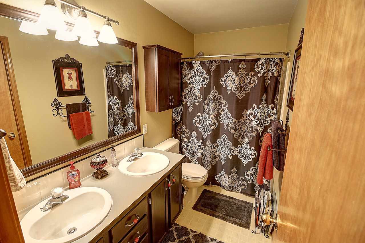 4706 North Silas Road Spokane Valley, WA 99216 - Photo 9 of 20