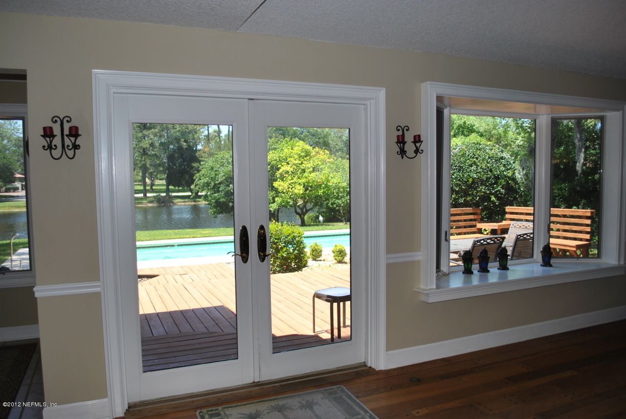 8070 Hunters Grove Road Jacksonville, FL 32256 - Photo 28 of 50 Pool View