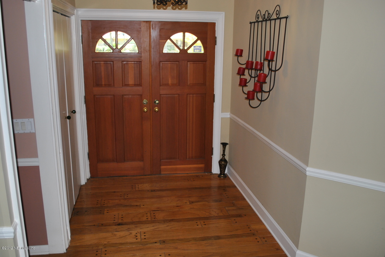 8070 Hunters Grove Road Jacksonville, FL 32256 - Photo 4 of 50 Entry