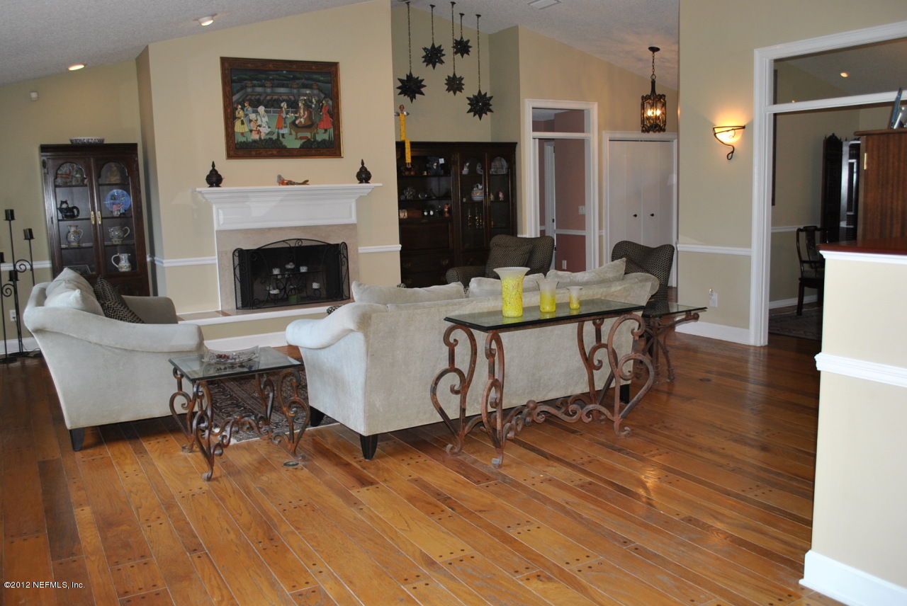 8070 Hunters Grove Road Jacksonville, FL 32256 - Photo 5 of 50 Greatroom #1