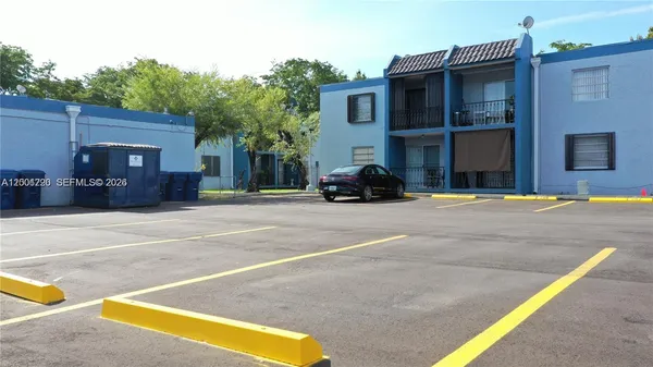 $2,175 | 160 Southwest 30th Avenue, Unit 204A, Miami, FL 33135