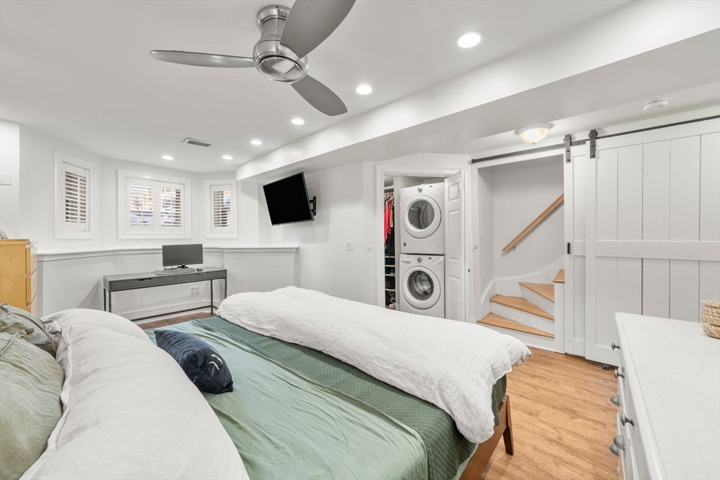 691 East 8th Street, Unit 1 Boston, MA 02127 - Photo 17 of 26