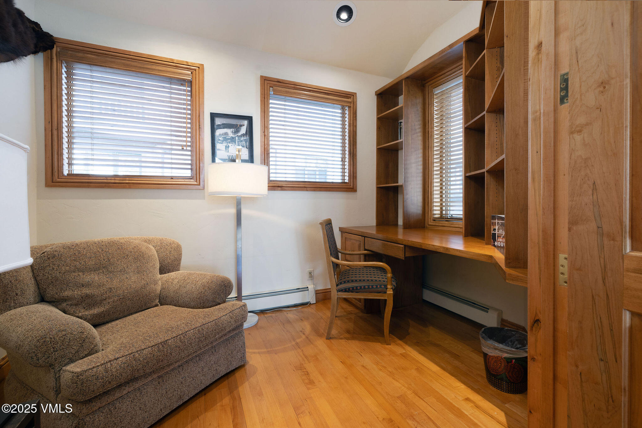 335 Aspen Lane, Unit 15 Beaver Creek, CO 81620 - Photo 23 of 32 2502_335_aspen_ln_15_interior_office
