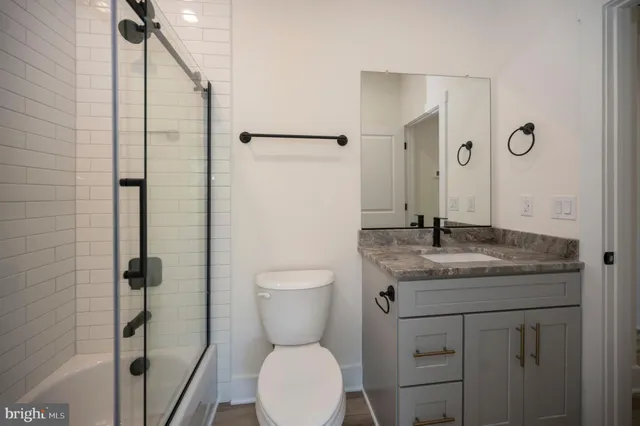 an empty room that has a window