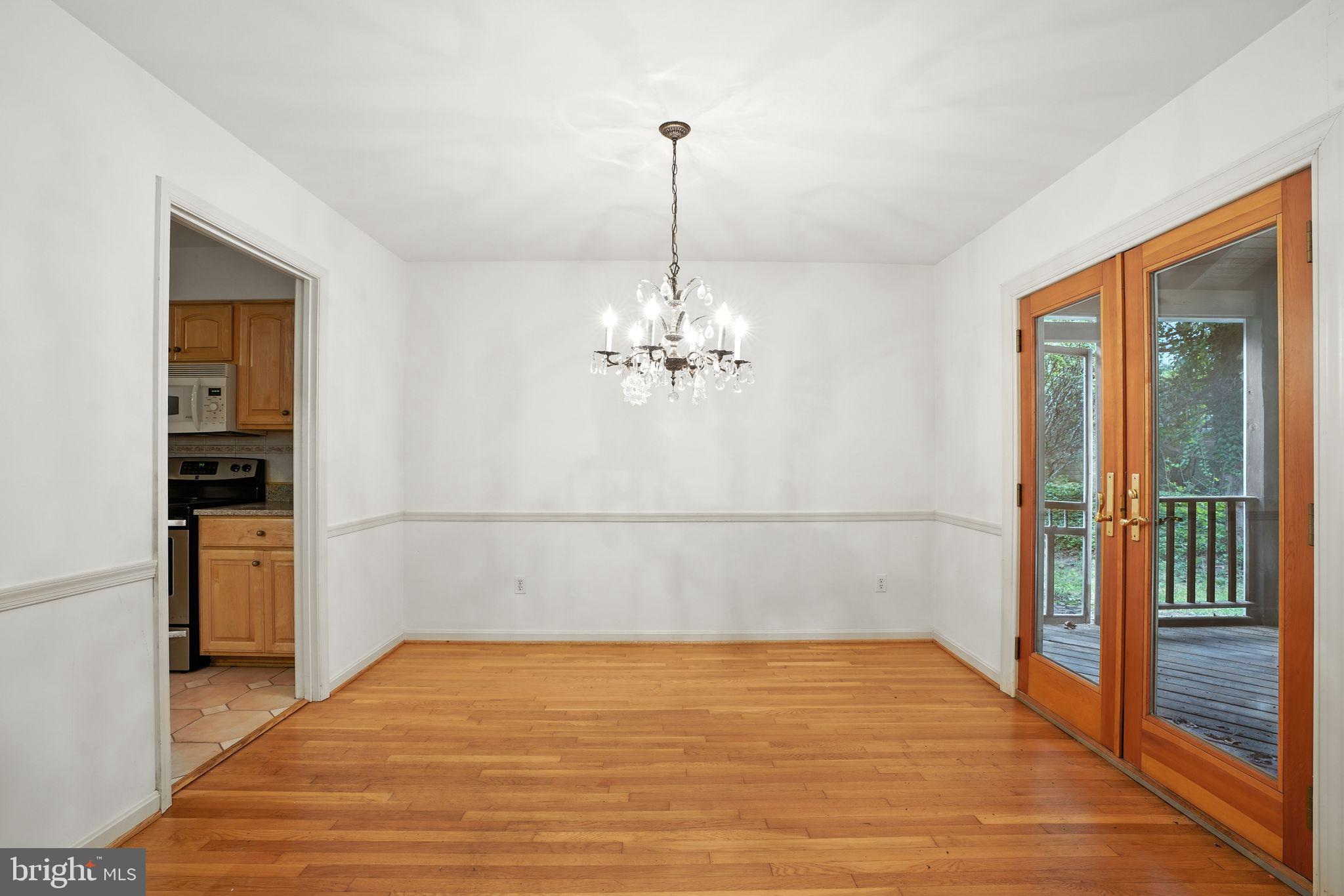 2359 Tumbletree Way Reston, VA 20191 - Photo 11 of 45