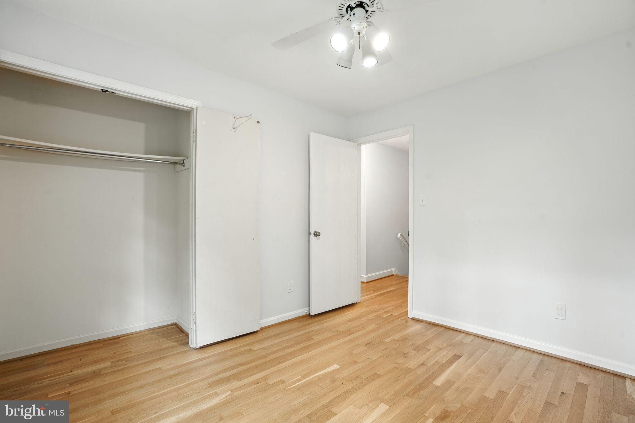 2359 Tumbletree Way Reston, VA 20191 - Photo 21 of 45