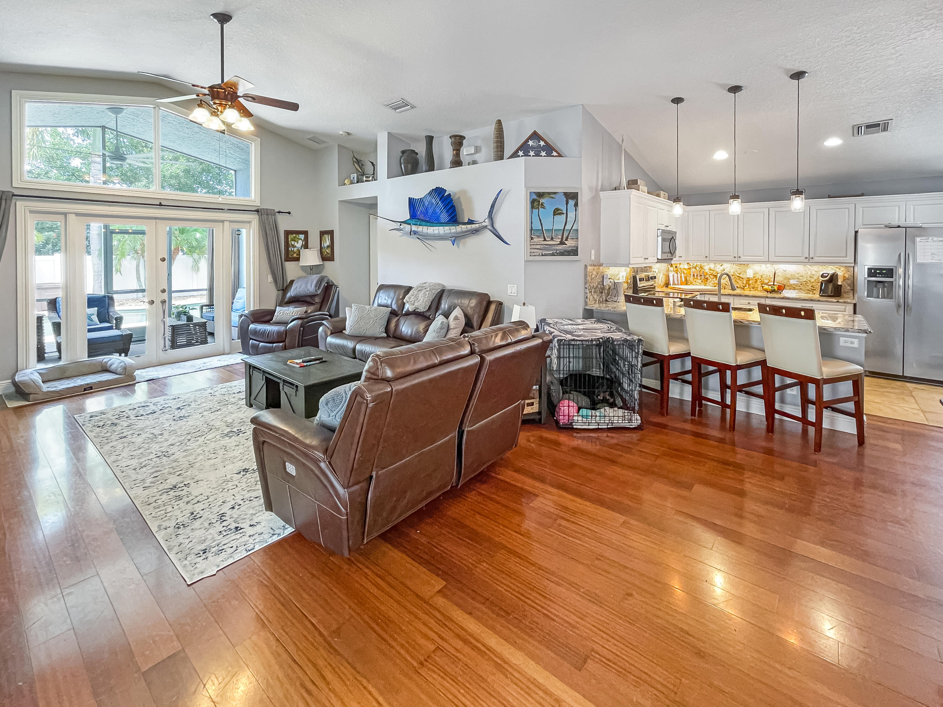 2565 Southwest Riviera Road Stuart, FL 34997 - Photo 15 of 22 Living Room