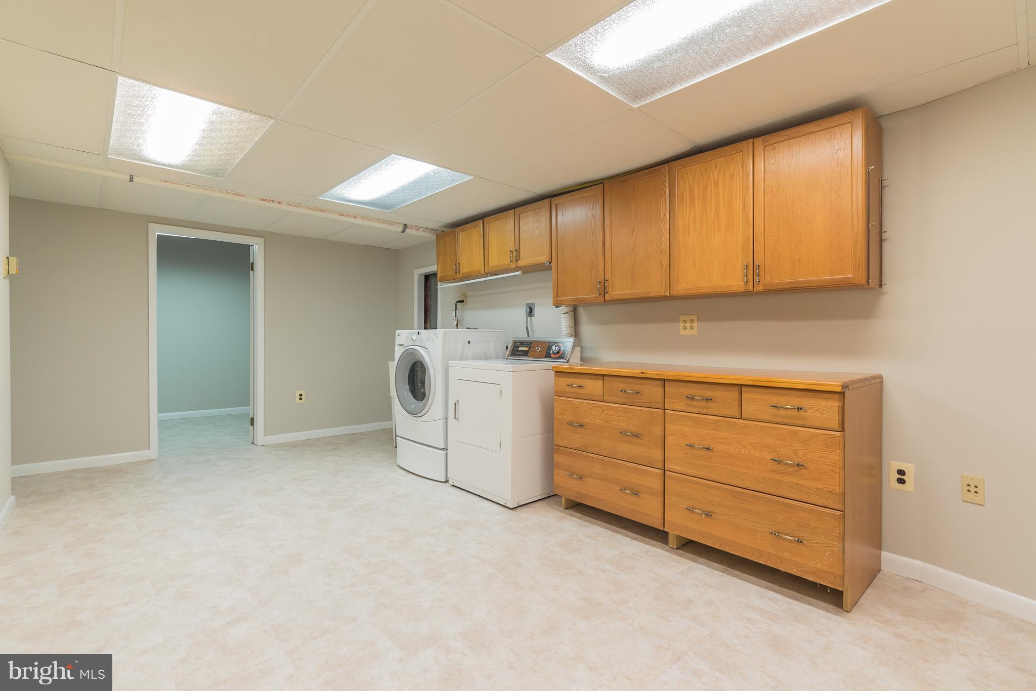 4785 Kelly Road Woodbridge, VA 22193 - Photo 22 of 30 Basement