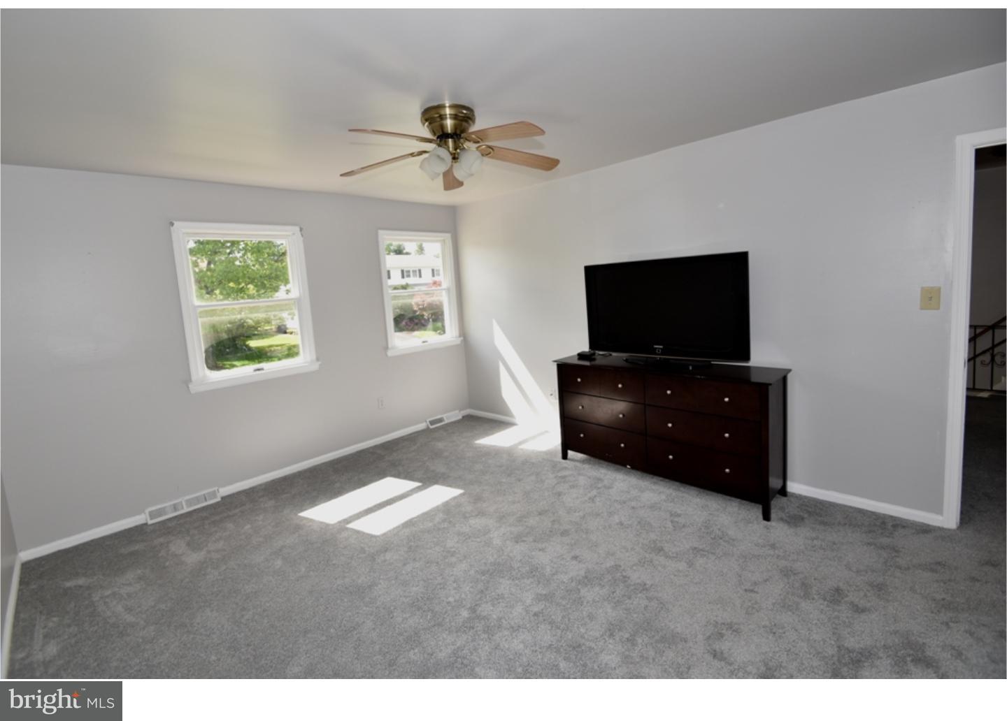 1542 Singer Road Wyomissing, PA 19610 - Photo 6 of 9 Bedroom 3