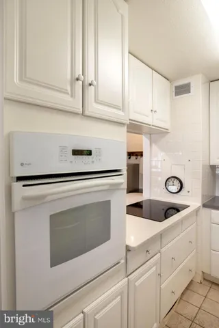 $239,000 | 1900 John F Kennedy Boulevard, Unit 501, Philadelphia, PA 19103