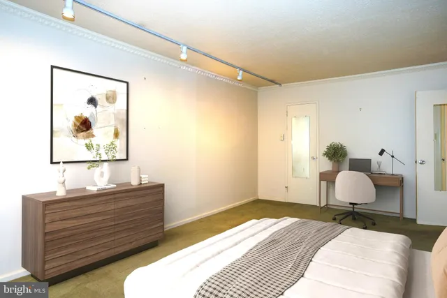 $239,000 | 1900 John F Kennedy Boulevard, Unit 501, Philadelphia, PA 19103