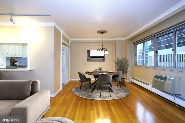 $239,000 | 1900 John F Kennedy Boulevard, Unit 501, Philadelphia, PA 19103