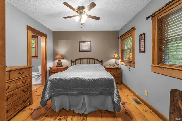 $339,900 | 3331 Shamrock Lane, Birdseye, IN 47513