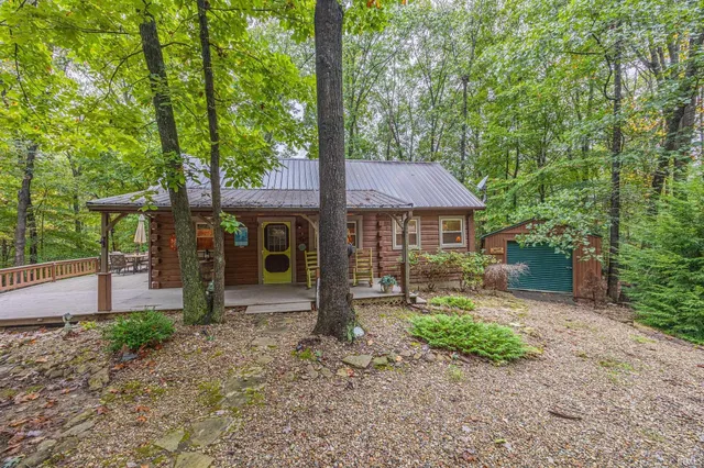 $339,900 | 3331 Shamrock Lane, Birdseye, IN 47513