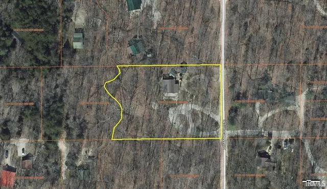 $339,900 | 3331 Shamrock Lane, Birdseye, IN 47513