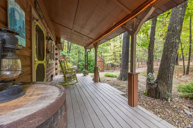 $339,900 | 3331 Shamrock Lane, Birdseye, IN 47513