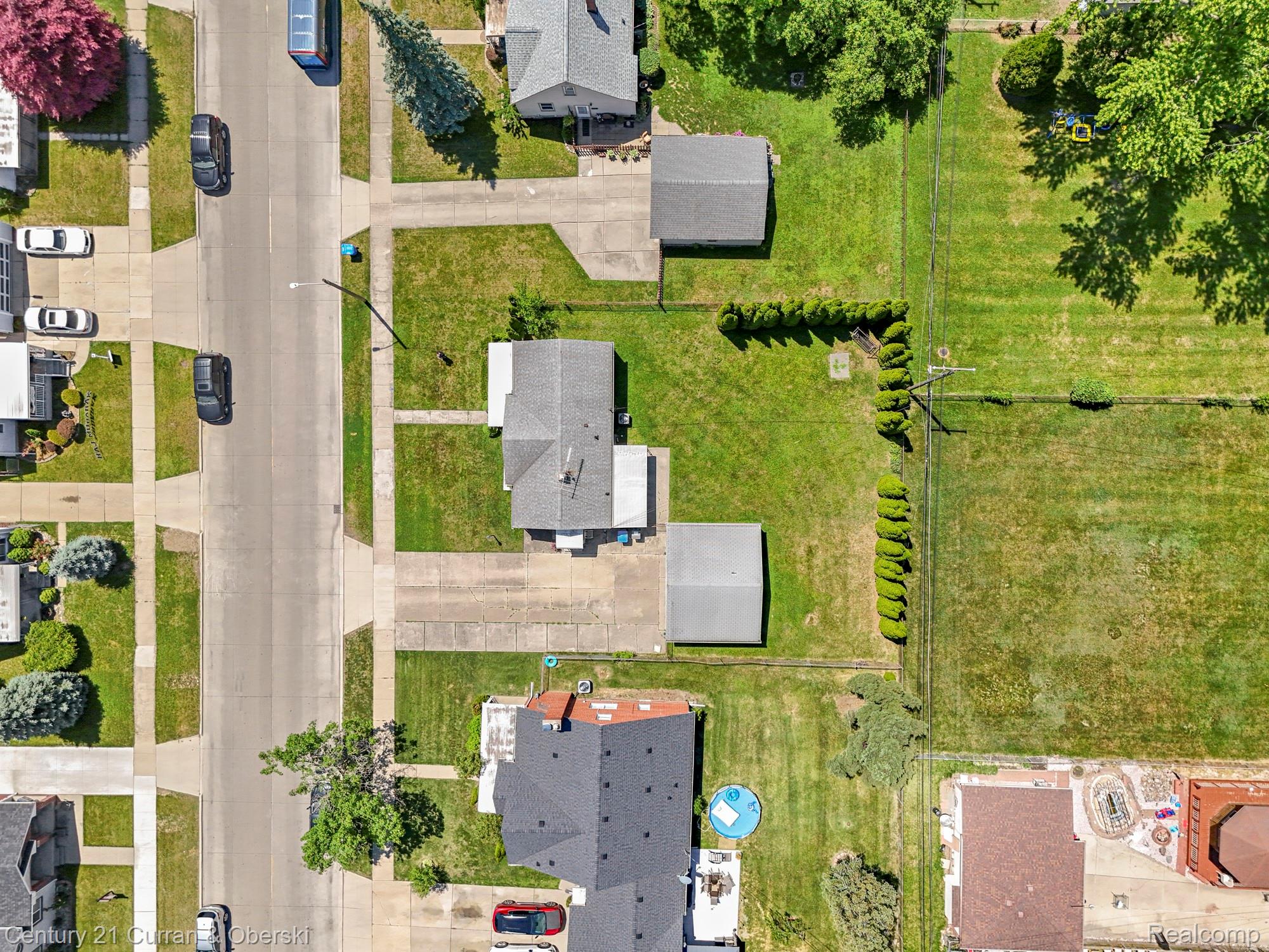 6141 North Gulley Road Dearborn Heights, MI 48127 - Photo 19 of 31 overview