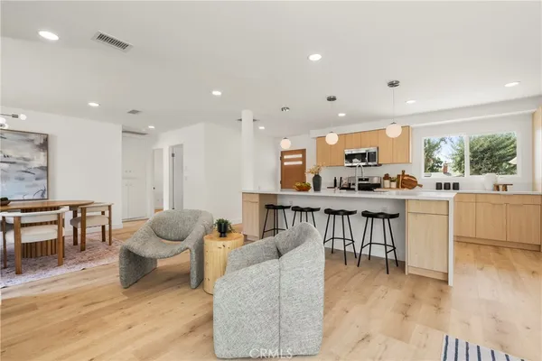 $995,000 | 21731 Bryant Street, Canoga Park, CA 91304