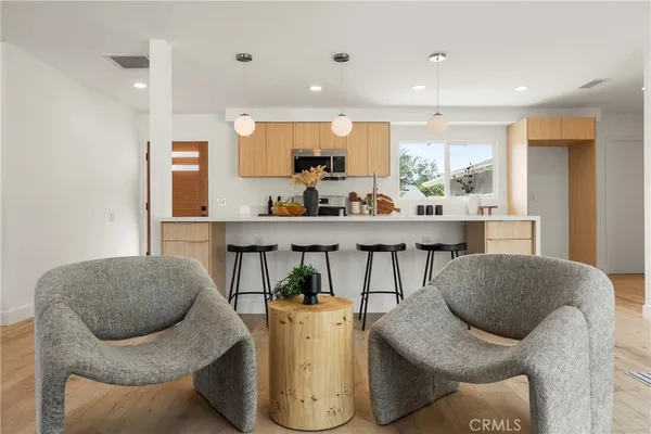 $995,000 | 21731 Bryant Street, Canoga Park, CA 91304